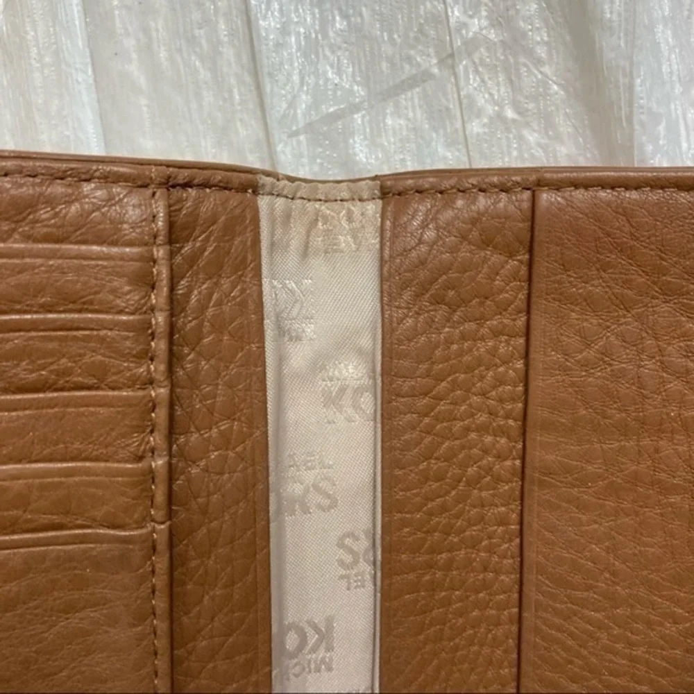 Michael Kors light brown leather side opening wallet
